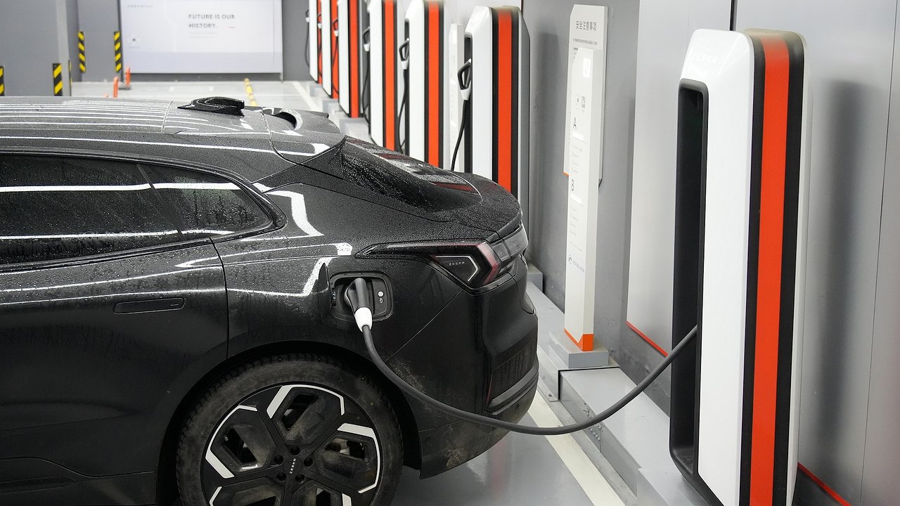 Russian owners of Chinese electric vehicles are promised trouble with the law
