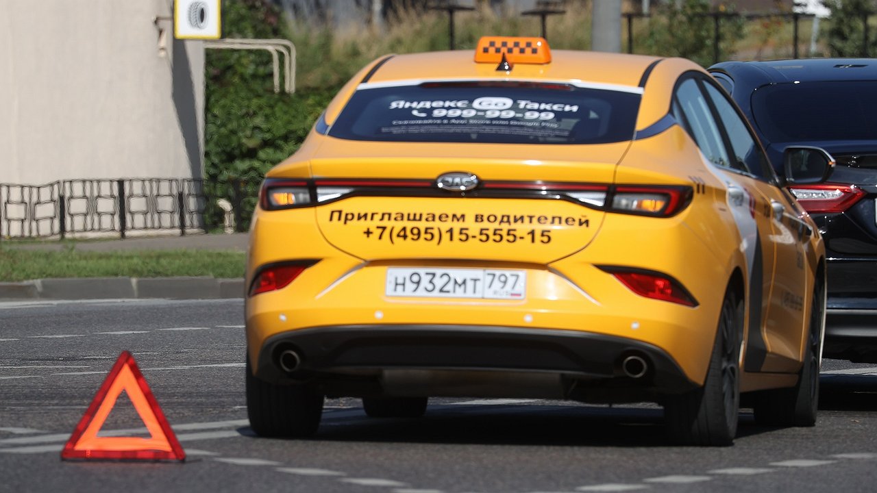 Nearly a third of traffic accidents in metropolitan areas are caused by taxi and car-sharing drivers