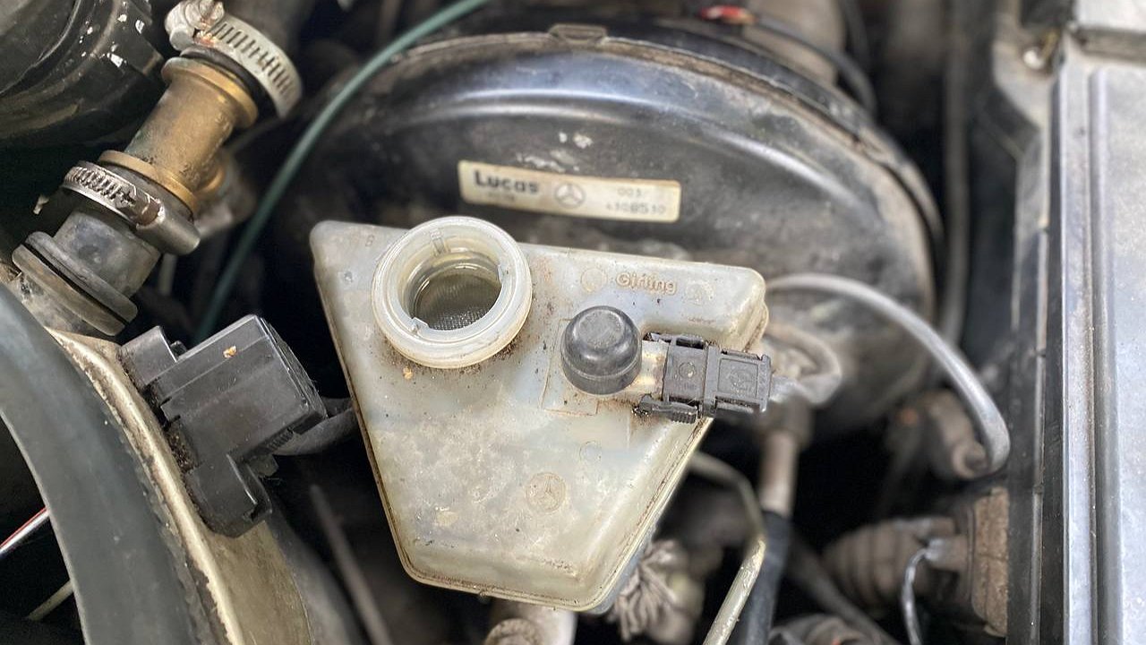 Why do cunning drivers pour brake fluid on doorways?