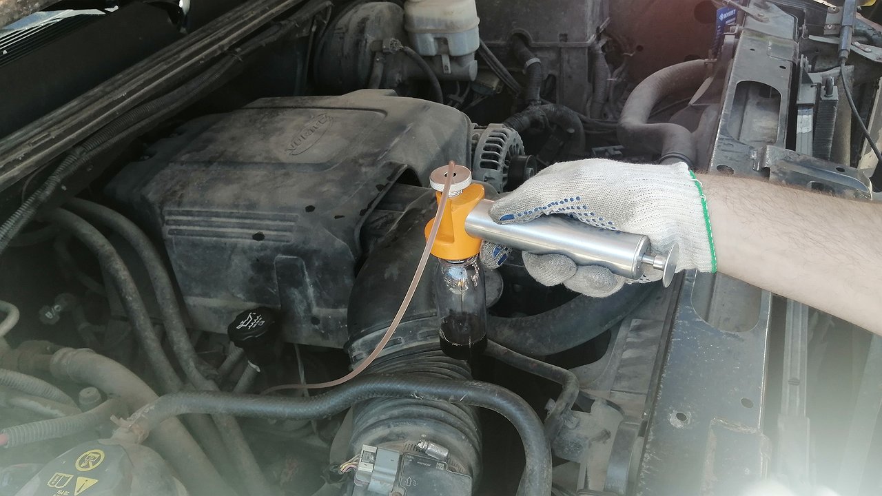How a simple oil level check can kill your engine