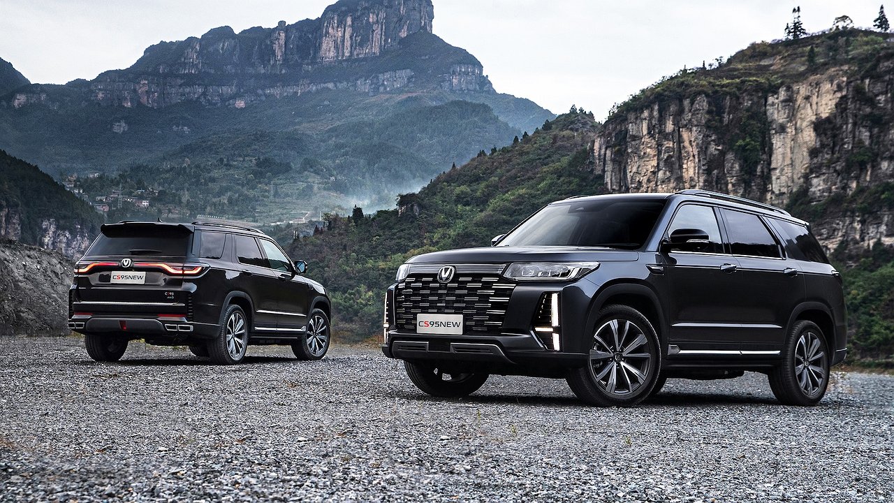 Sales of the updated Changan CS95 crossover have begun in Russia