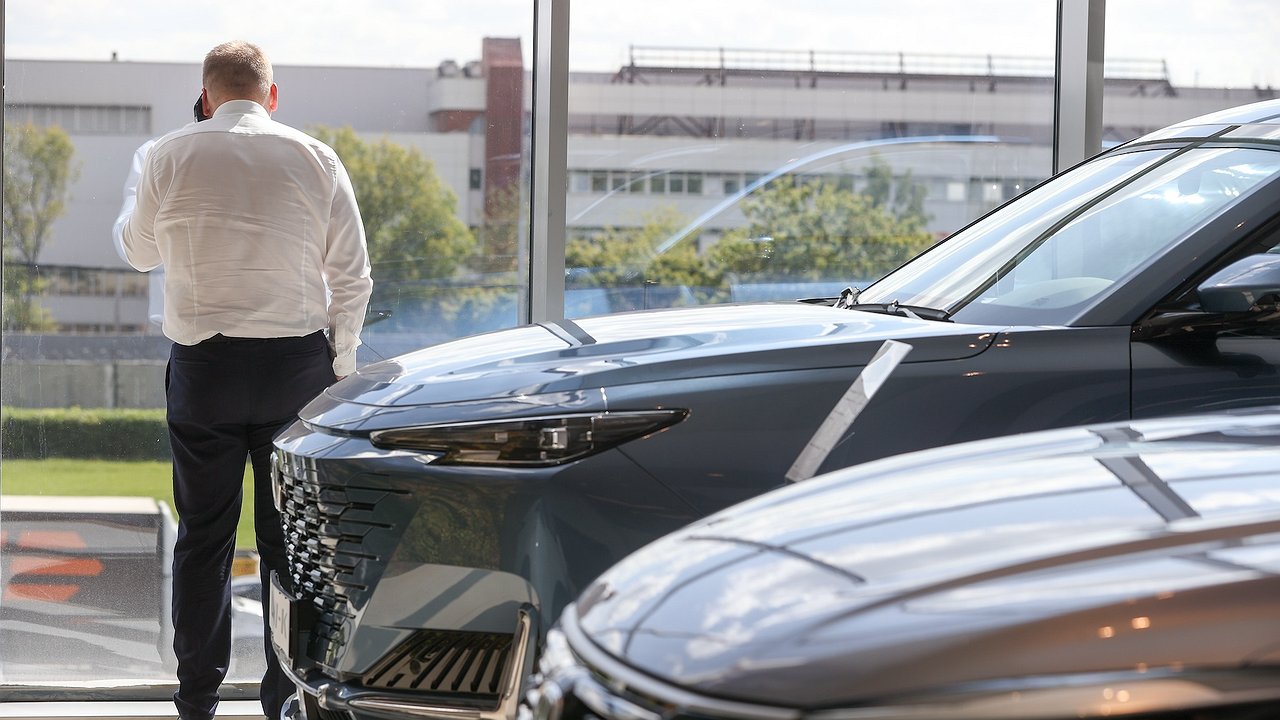 Should we expect new car prices to fall?