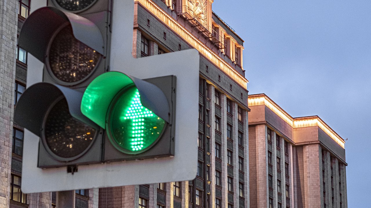 Experiment failed: canceling the flashing green traffic light caused an increase in the number of traffic accidents