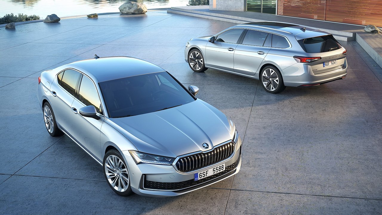 Adaptive suspension and hybrid engine: Skoda presented the new generation of Superb