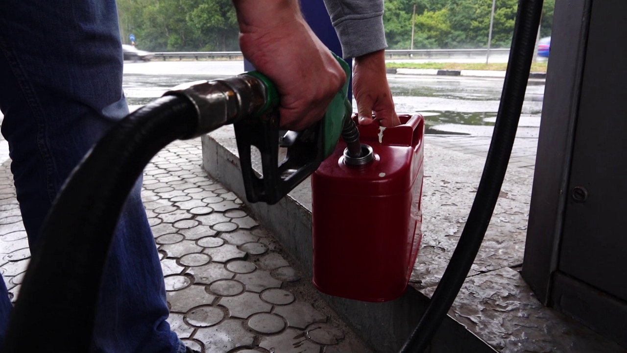 Delegates have figured out how to ‘freeze’ prices at gas stations for a year
