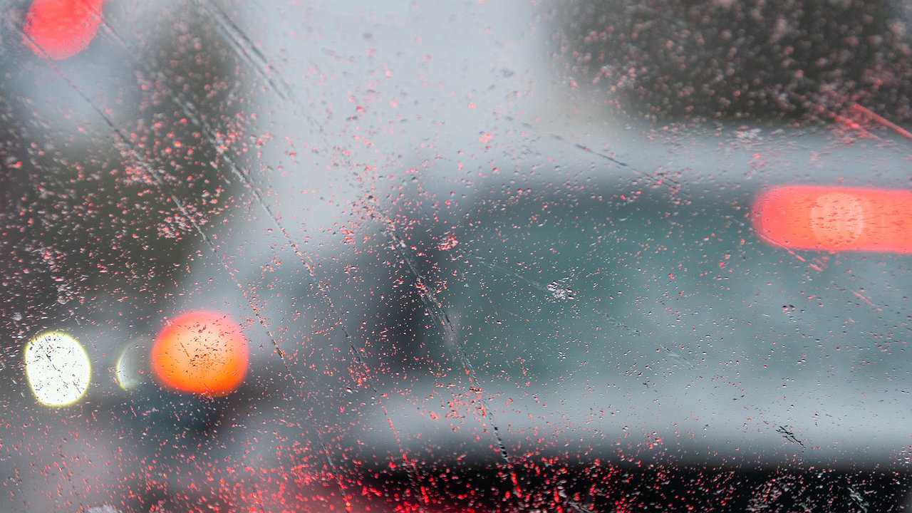 Why is it stupid to follow ‘garage’ recipes to prevent car windows from fogging up?
