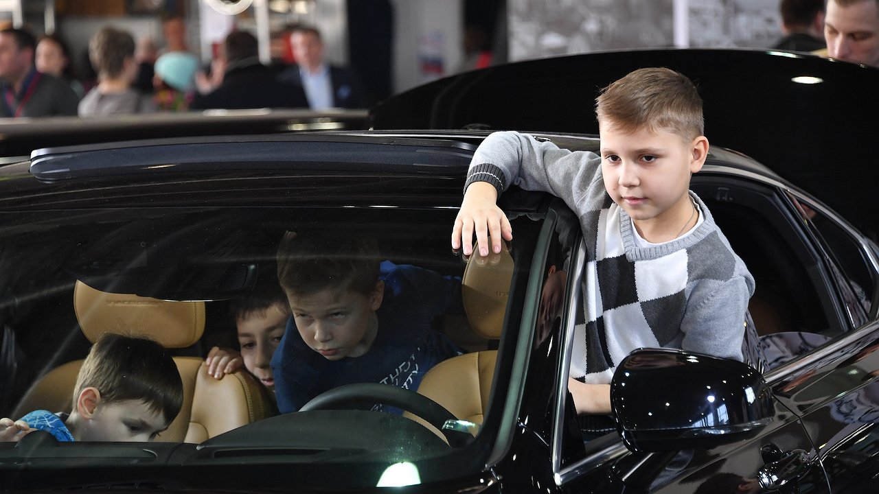 Free cars for large families: experts have come up with another initiative