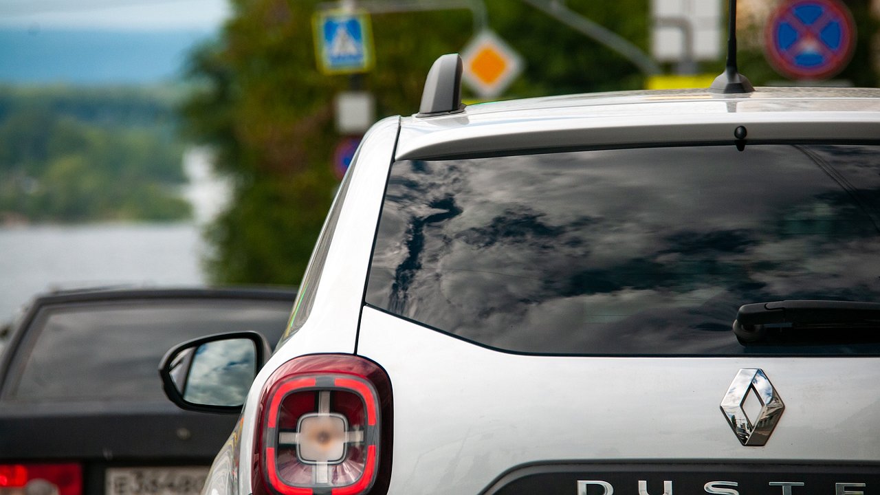 Mission impossible: why AVTOVAZ refused to localize Duster under the LADA brand