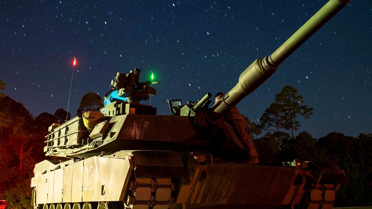 When dozens of American Abrams M1A1 tanks start burning in Ukraine
