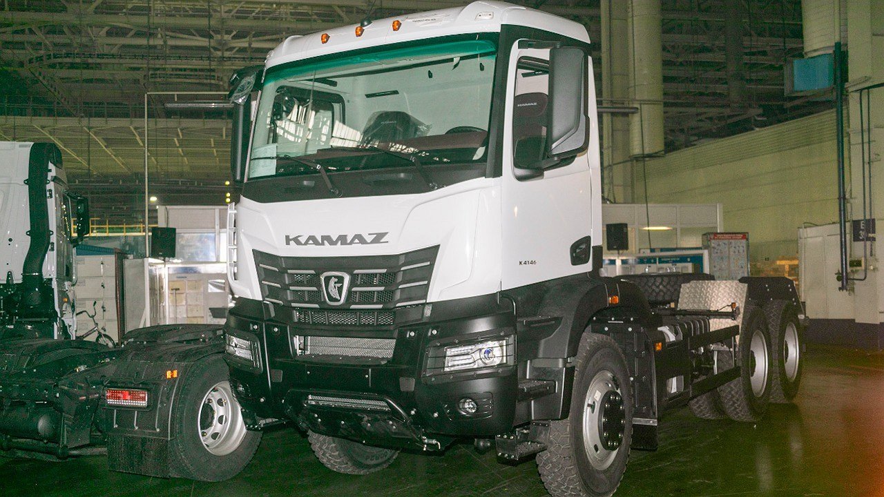 KamAZ produced the first anti-sanction dumper