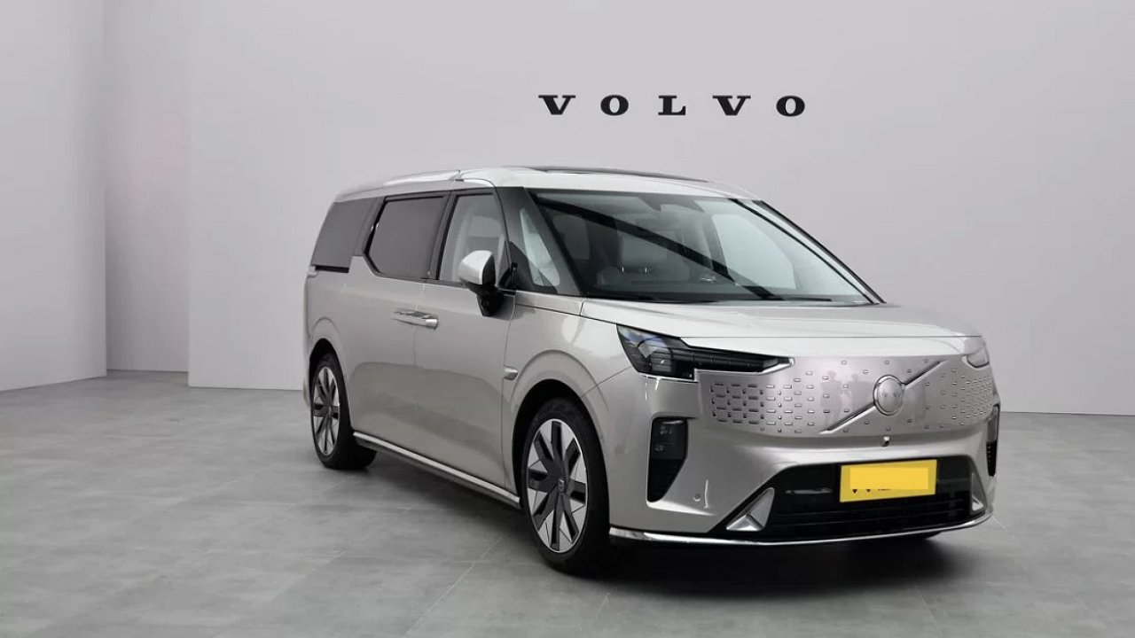 Volvo’s latest electric bus is already on offer in Russia
