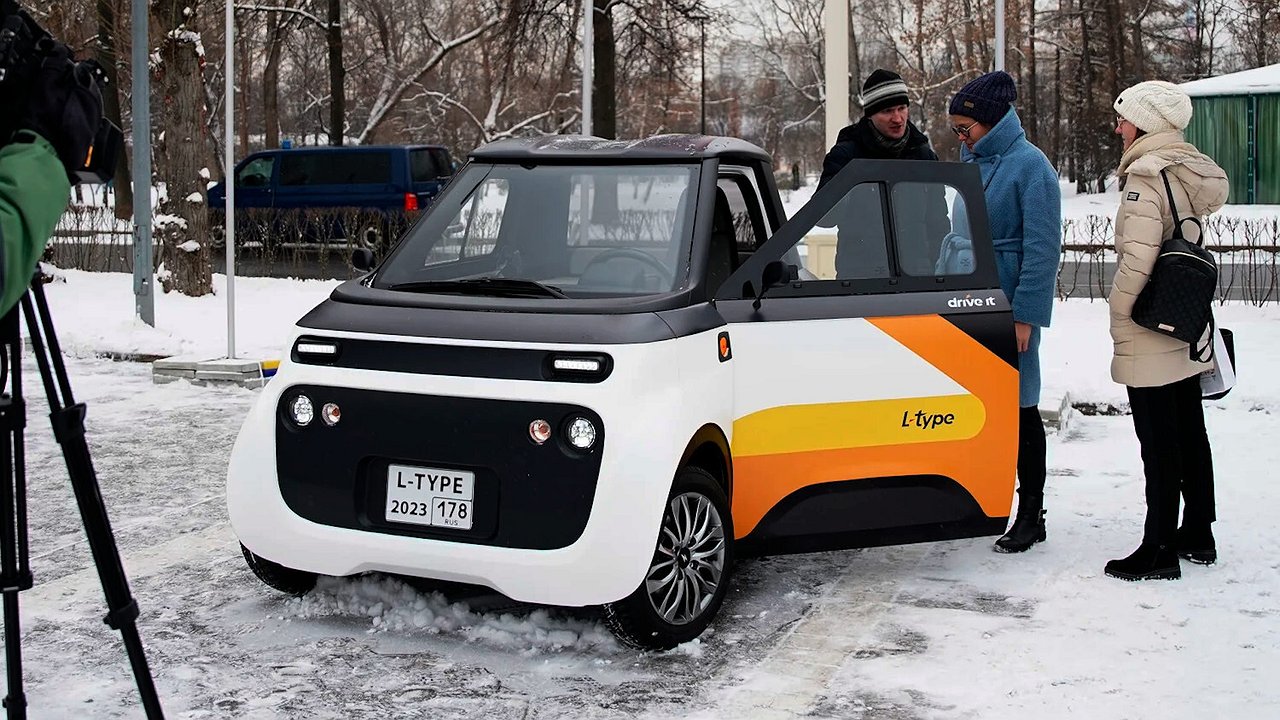 The Russian electric car L-Type was shown to the public for the first time
