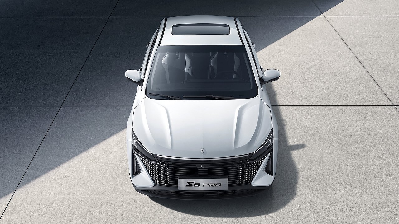 Official sales of the Livan S6 Pro sedan have started in Russia