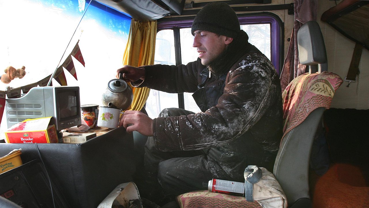 Why do truck drivers actually cause terrible traffic jams on the Moscow Ring Road during snowfall?