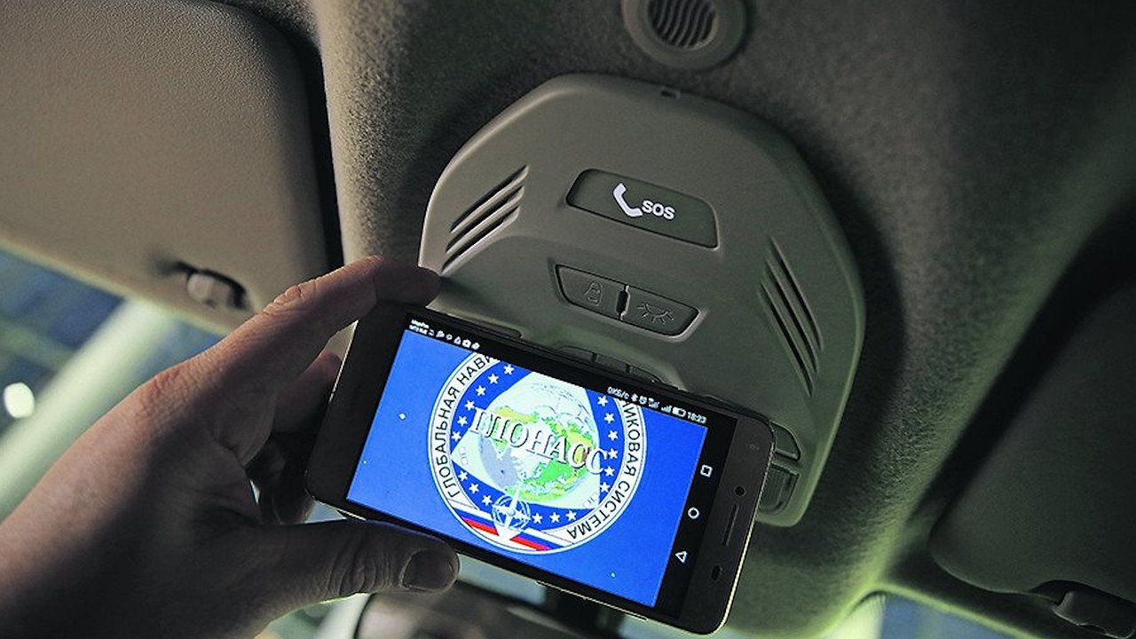 ERA-GLONASS can warn the driver of ambushes on the road
