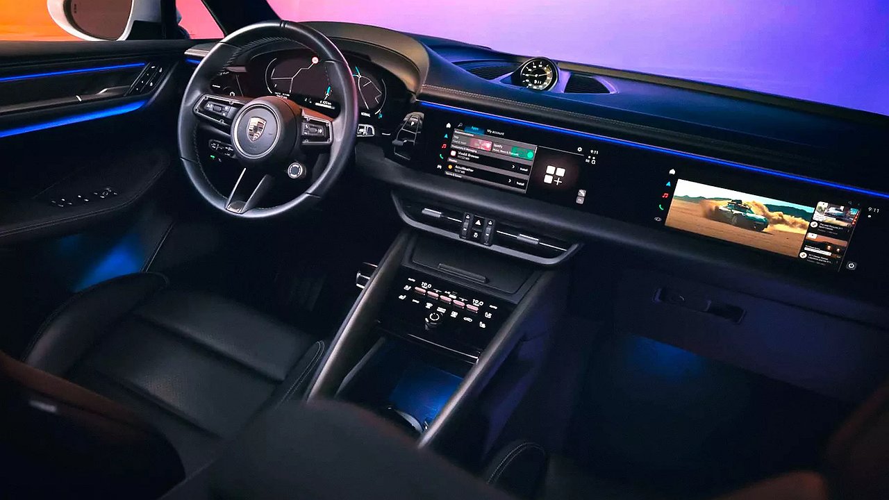 Porsche showed the interior of the new Macan for the first time