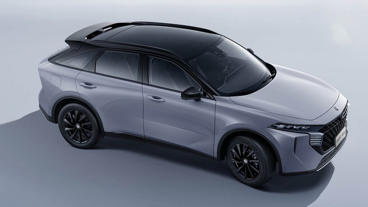 Sales of the Venucia V-Online crossover have started in Russia