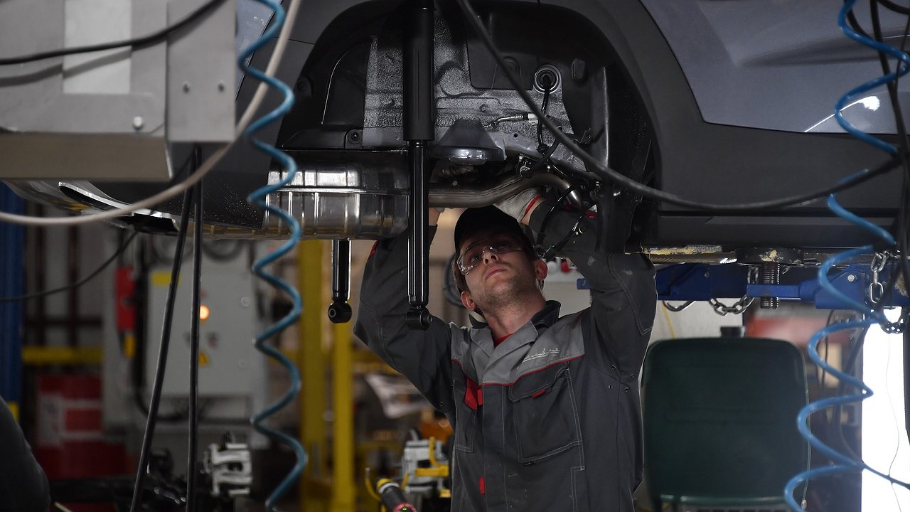 Only half of Russia’s car factories were able to recover from the sanctions