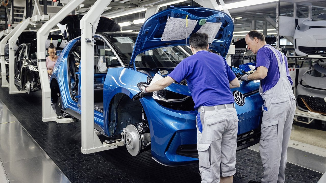Volkswagen is a corpse, but he doesn’t know that yet