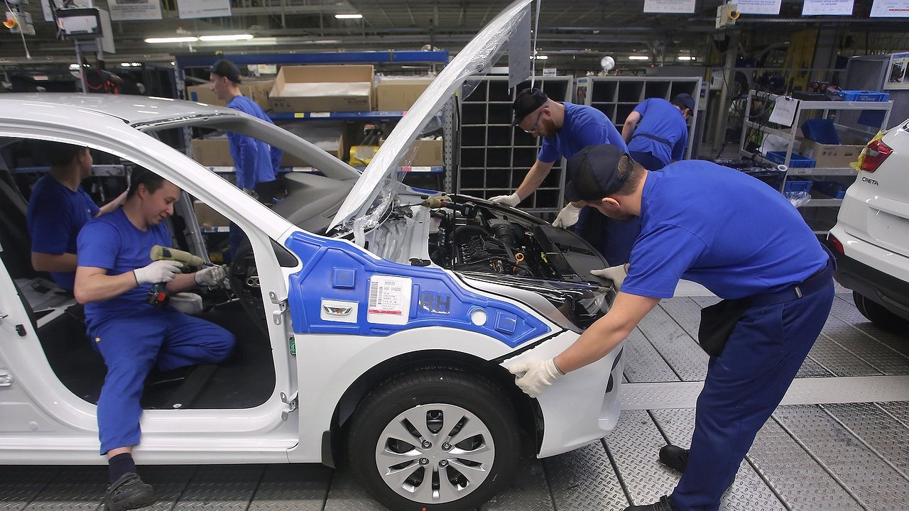 The former Hyundai factory in Saint Petersburg has found a way to restore work