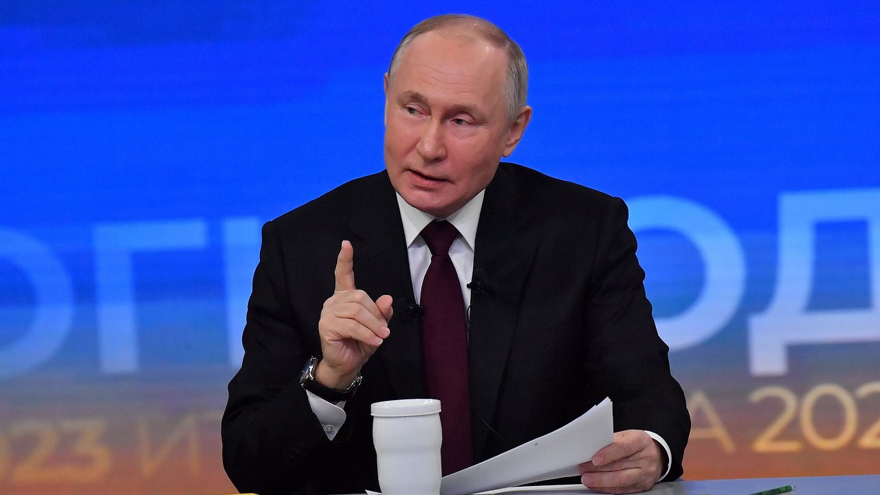 Putin spoke out against buying a car with maternity capital