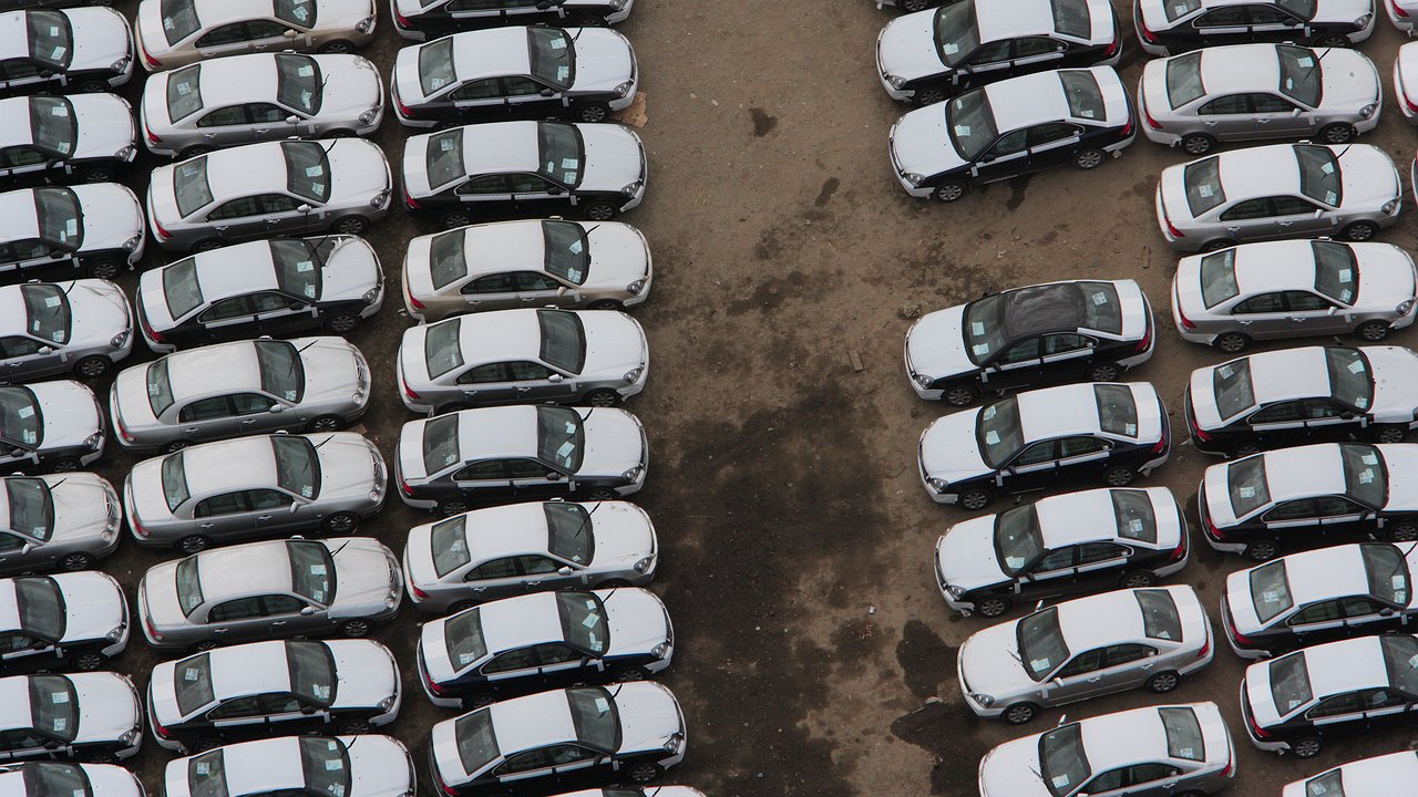 Get it before the elections: why it is profitable to buy a new “Chinese” before March