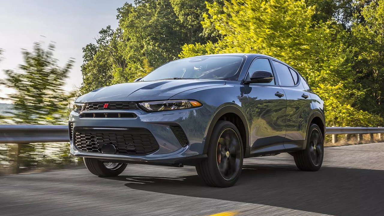 A new Dodge crossover was brought to Russia