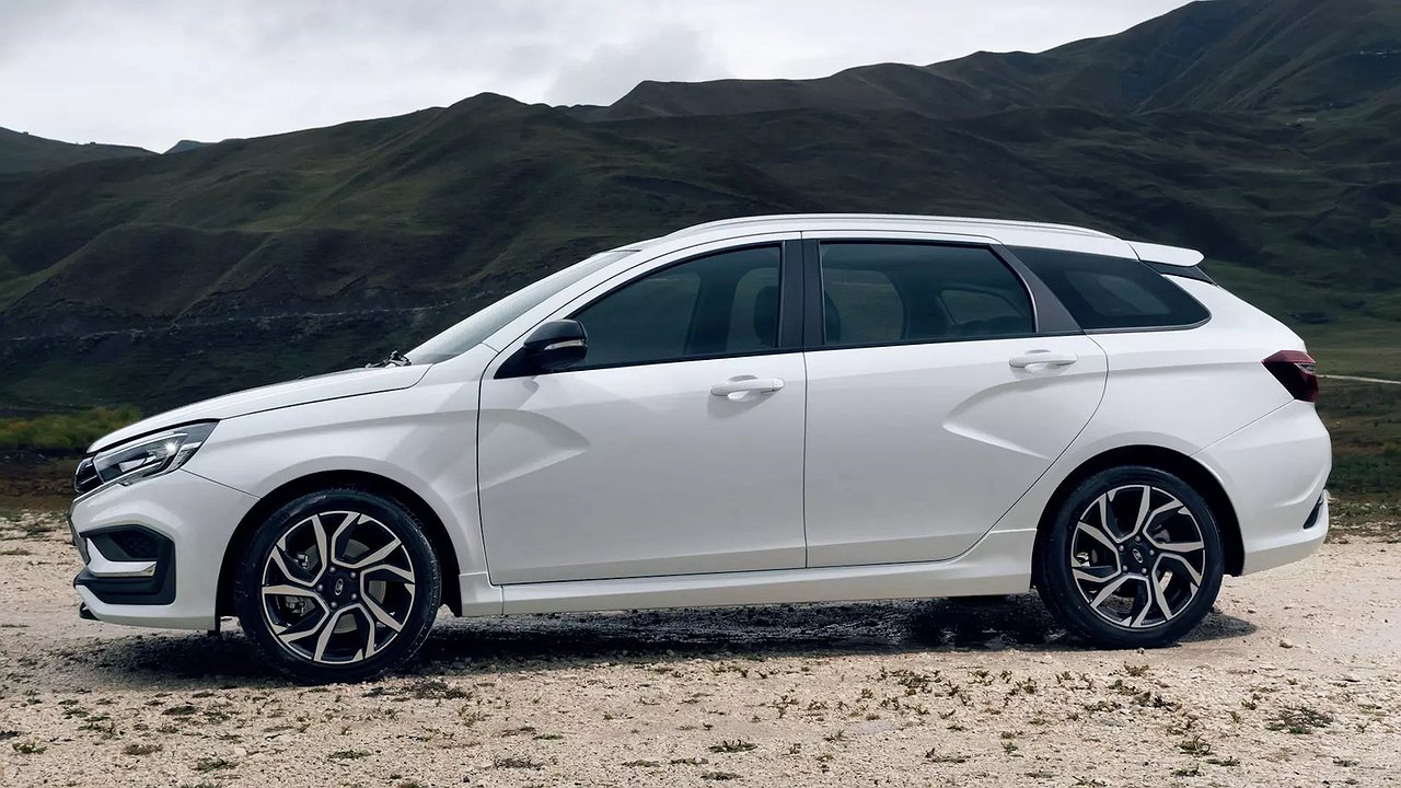 AVTOVAZ will display the LADA Vesta Sport station wagon on the Zhigulevskaya Mile