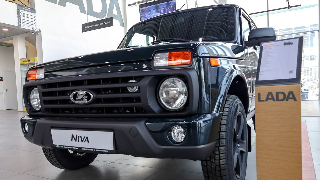 Why did LADA Niva Legend owners cut off the transfer case shift buttons?