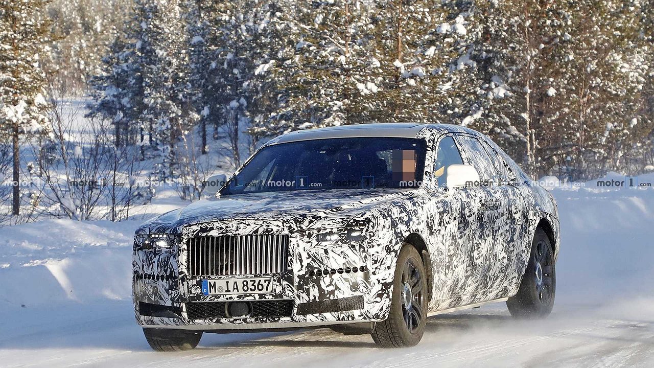 Опубликованы первые фотографии нового RollsRoyce Phantom  Motor