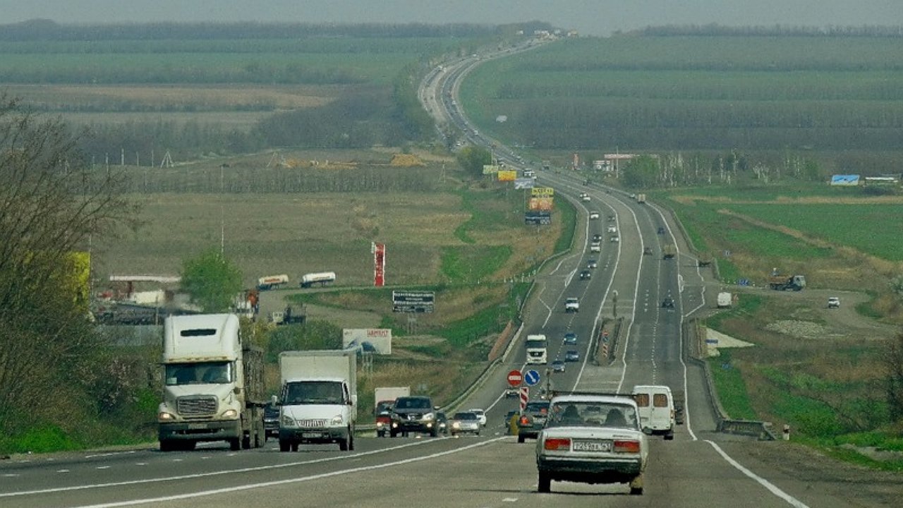 Пробки в краснодарском крае на трассе м4 дон сегодня. Трасса москва дон м4. Трасса м4 воронеж. М 4 опасно. Трасса м4 донецк.
