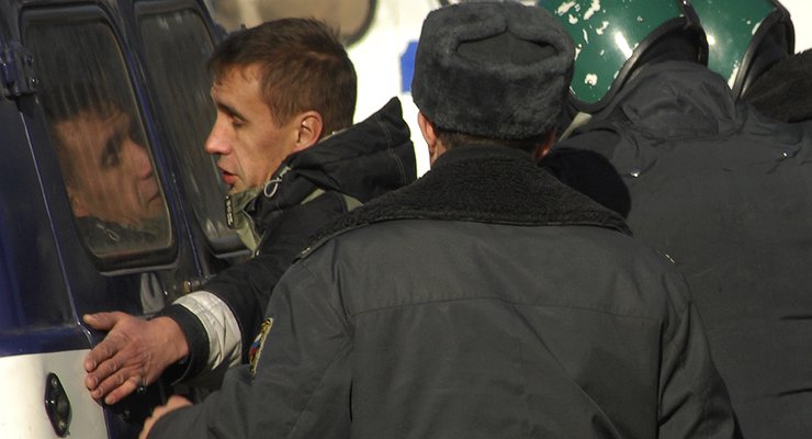 Крепление для газового баллончика в автомобиле. Смотреть фото Крепление для газового баллончика в автомобиле. Смотреть картинку Крепление для газового баллончика в автомобиле. Картинка про Крепление для газового баллончика в автомобиле. Фото Крепление для газового баллончика в автомобиле