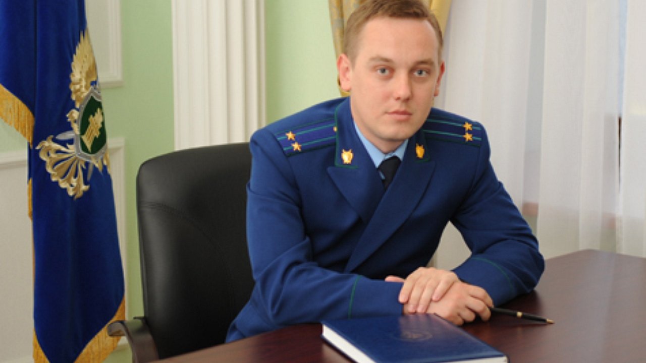 Управление по надзору. Русецкий Александр Евгеньевич Генеральная прокуратура. Форма прокуратуры. Форма прокурора мужская. Прокурор полковник юстиции.