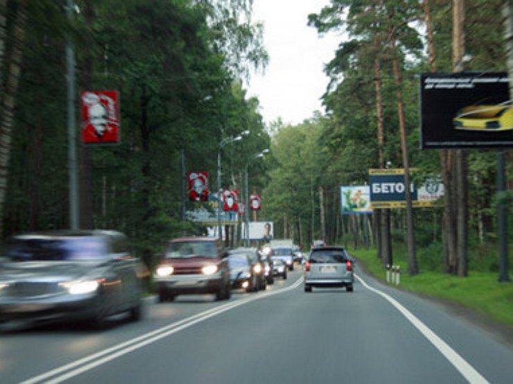 пробки на рублево-успенском шоссе. 1-е успенское шоссе на рублевке. москва рублево успенское шоссе. рубловское успенская шоссе. рубловское успенская шоссе.