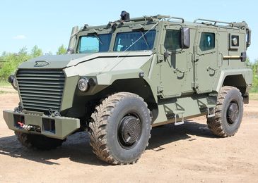 Новый автомобиль для военных. Смотреть фото Новый автомобиль для военных. Смотреть картинку Новый автомобиль для военных. Картинка про Новый автомобиль для военных. Фото Новый автомобиль для военных