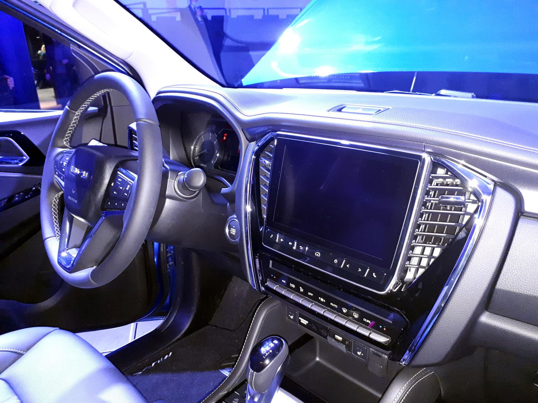 Isuzu mu x габариты