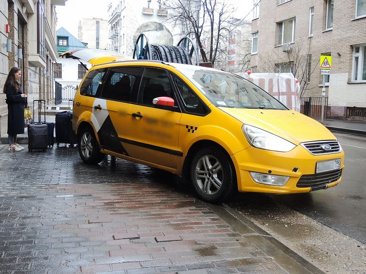 Как таксисты умудряются покупать новую «резину» за сущие копейки