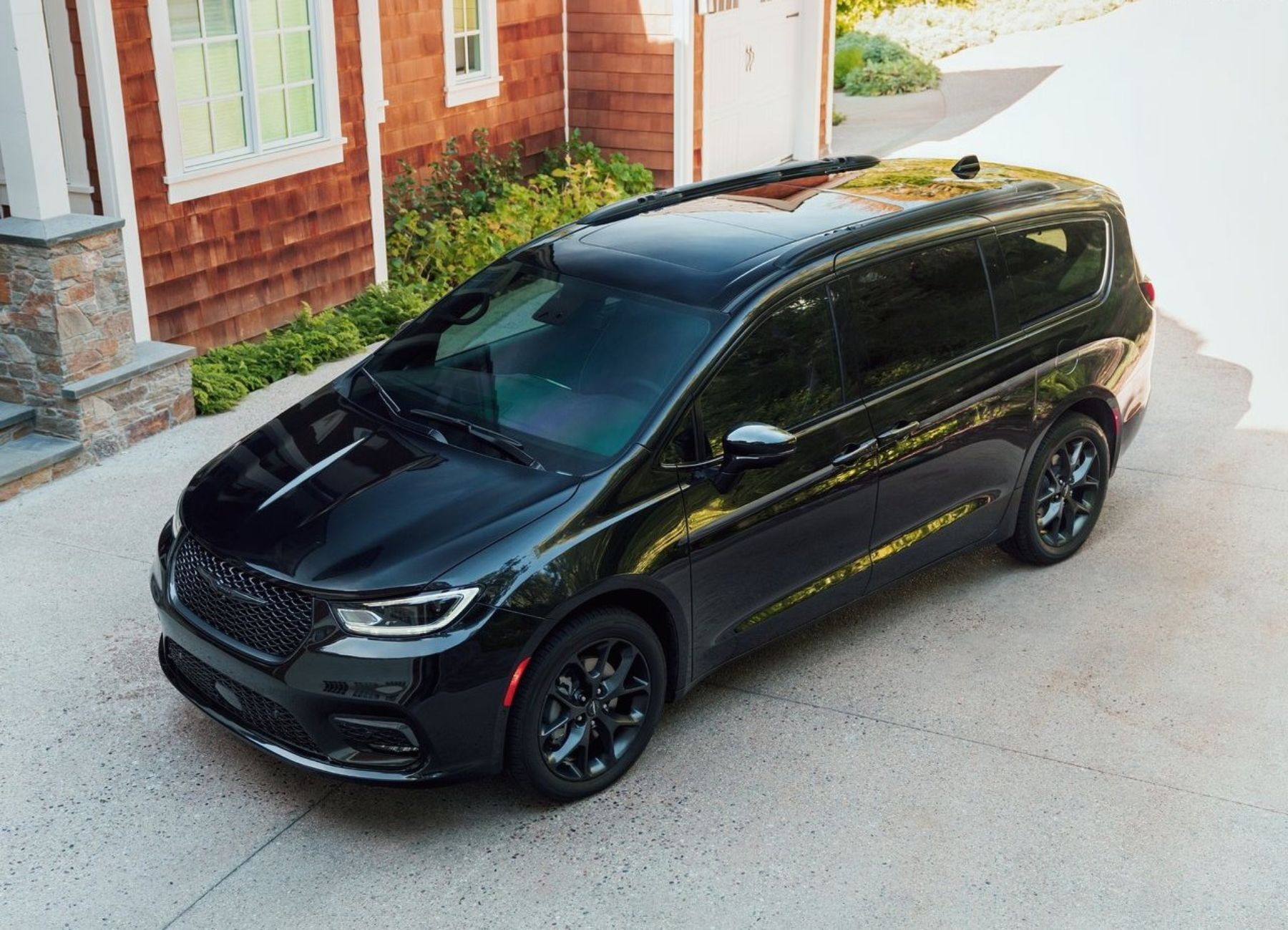 Минивэн chrysler pacifica