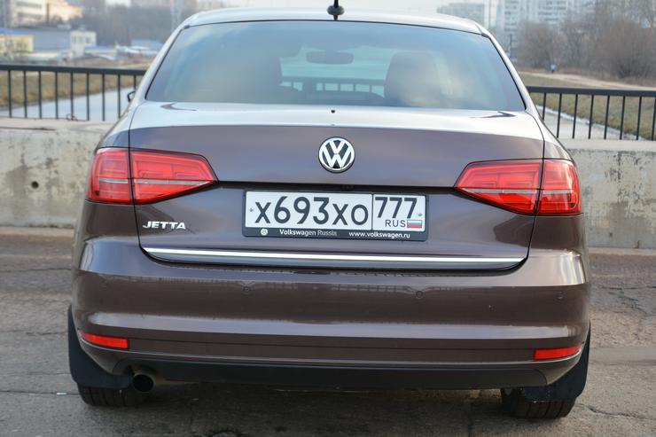 чем отличается volkswagen jetta от polo