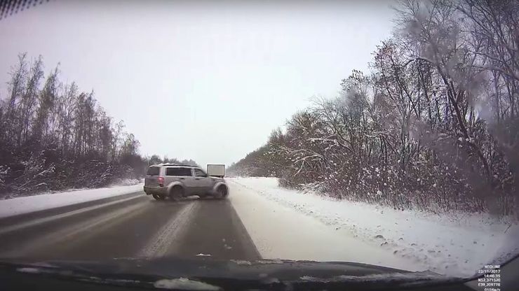 Потеря управления автомобилем причина. Смотреть фото Потеря управления автомобилем причина. Смотреть картинку Потеря управления автомобилем причина. Картинка про Потеря управления автомобилем причина. Фото Потеря управления автомобилем причина