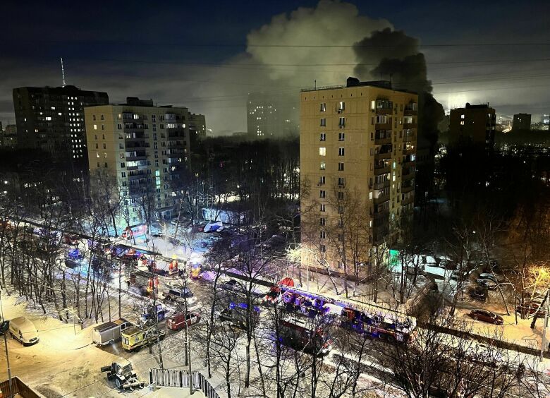 Изображение Из-за пожара в одном из домов перекрыт Красностуденческий проезд в Москве