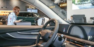 Почти две трети автодилеров России стали «китайскими»