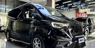 В Россию вернулся микроавтобус Ford Tourneo Custom