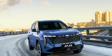 Geely рассекретила российские цены на новый Atlas
