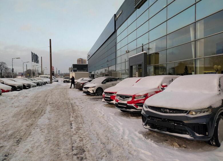 Изображение «Черная пятница», новогодний «ценопад»: скидки на новые автомобили достигают 800 000 рублей