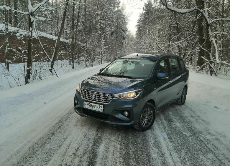 Изображение «Подгон» по-братски: тест-драйв «бюджетной» Suzuki Ertiga