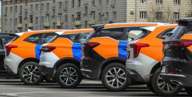 Свои машины не нужны: в России резко вырос спрос на каршеринг