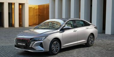 Седан Dongfeng Aeolus Shine Max стал в России доступнее