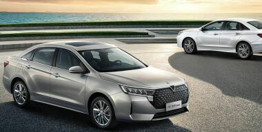 В России стартовали продажи седана Venucia на базе Nissan