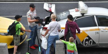 Высокий спрос: депутаты предложили ограничить цены поездок на такси